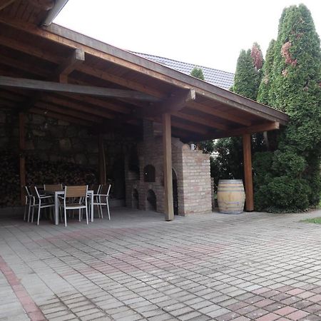 Falusi Vendeghaz Etyek Zewnętrze zdjęcie