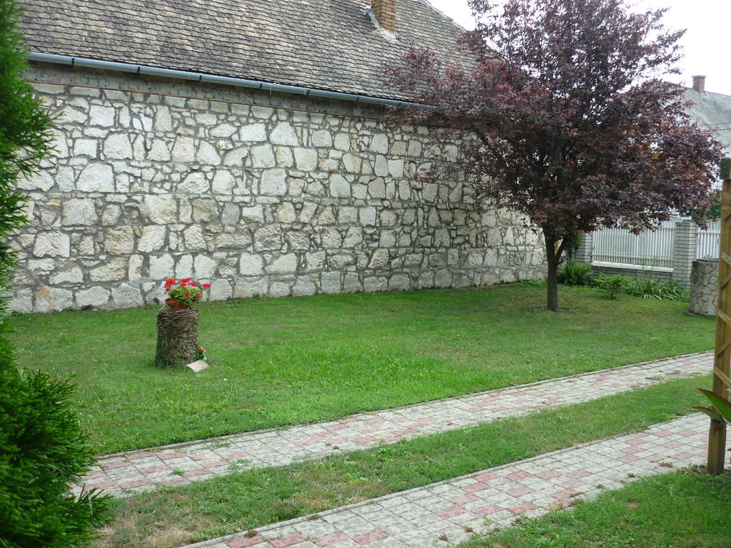 Falusi Vendeghaz Etyek Zewnętrze zdjęcie